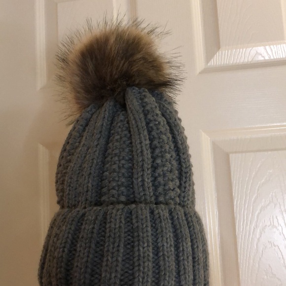 CC beanie, Dk Melange…with faux fur. Never worn. Smoke and pet free environment. - Picture 2 of 2